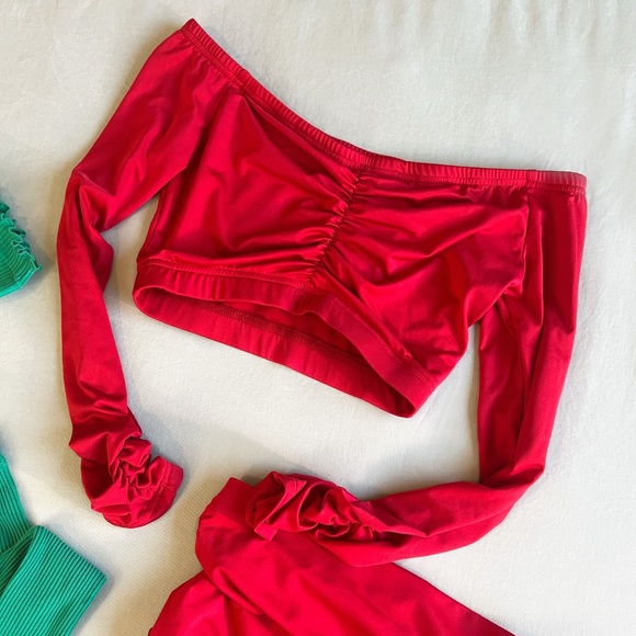 Fashion Nova Red and Green Dress Set Christmas Set - Picture 4 of 5